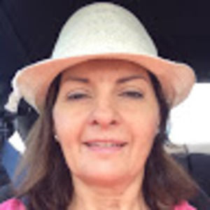 Meet your Posher, Janeth